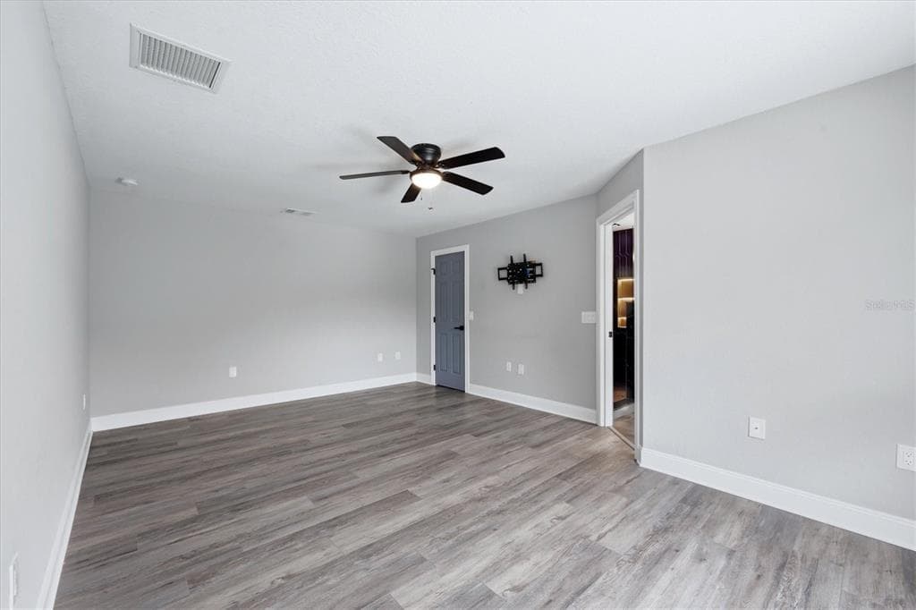 281 PEMBROKE DRIVE photo 19