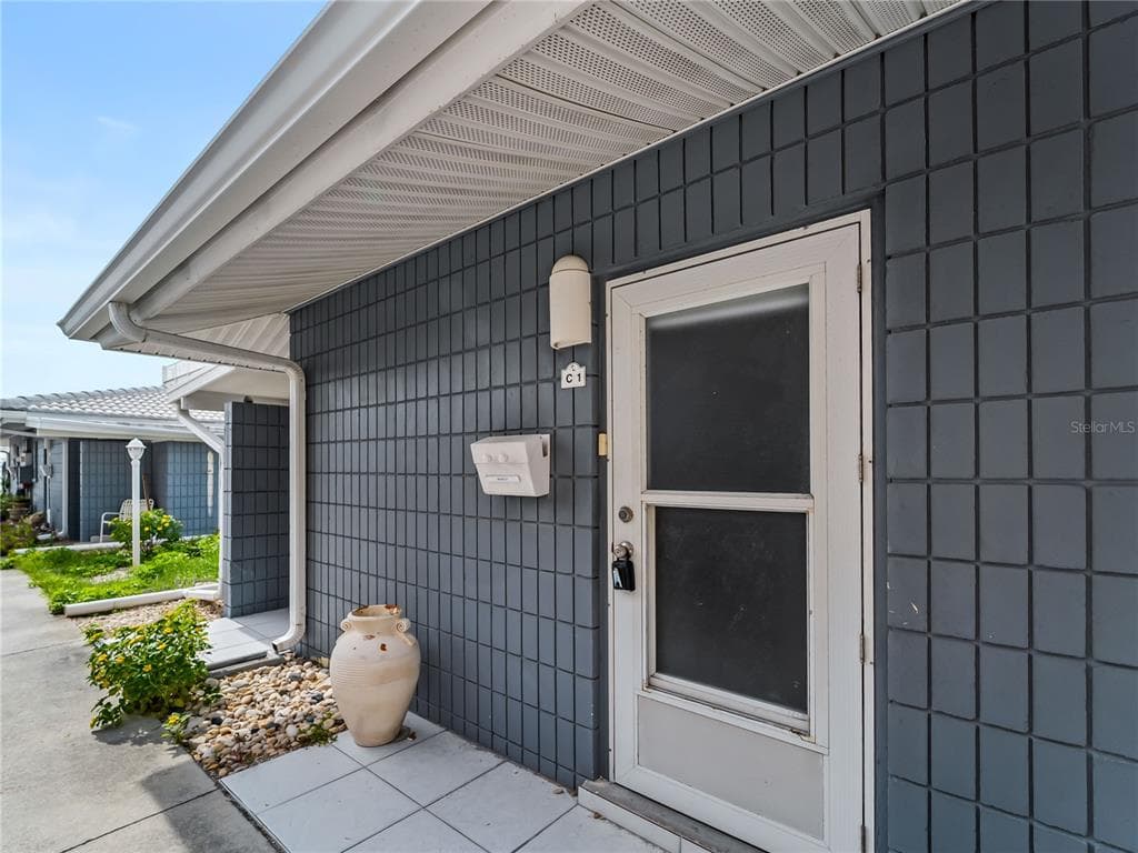 1205 TARPON CENTER DRIVE C1 photo 3