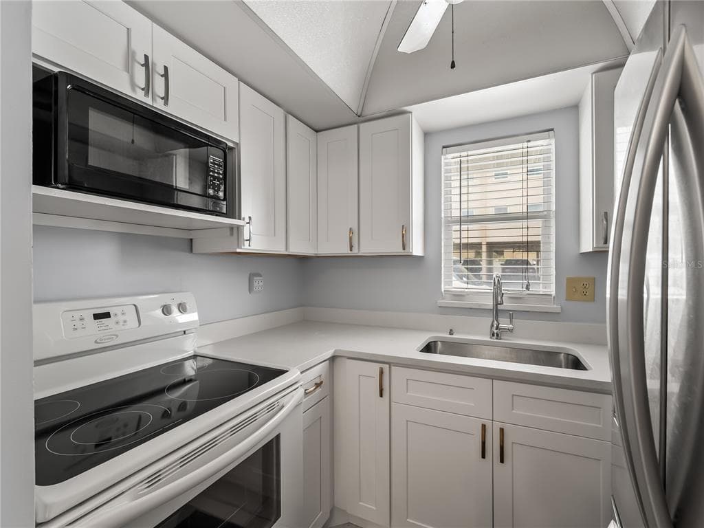 1205 TARPON CENTER DRIVE C1 photo 15