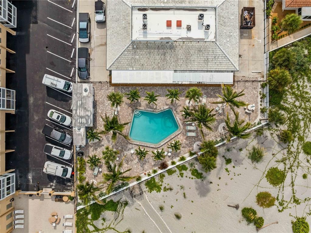 1205 TARPON CENTER DRIVE C1 photo 4