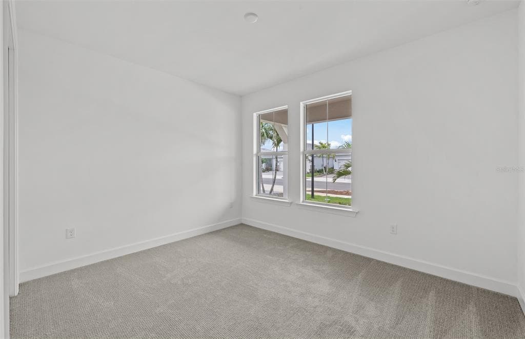 16526 ENNIS PLACE photo 7