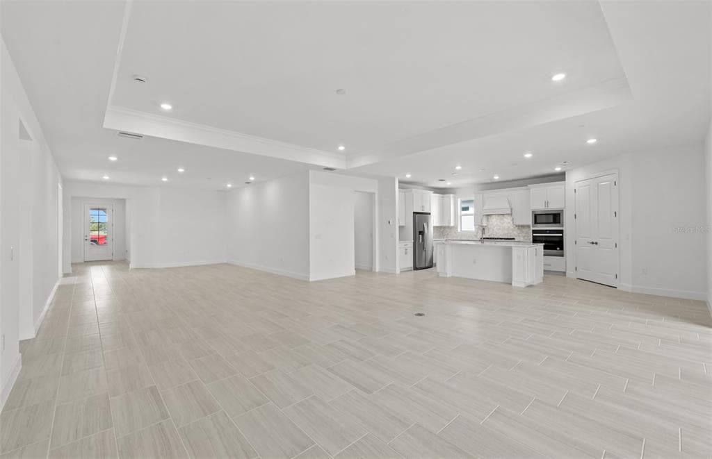 16526 ENNIS PLACE photo 15