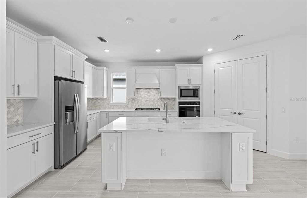16526 ENNIS PLACE photo 19
