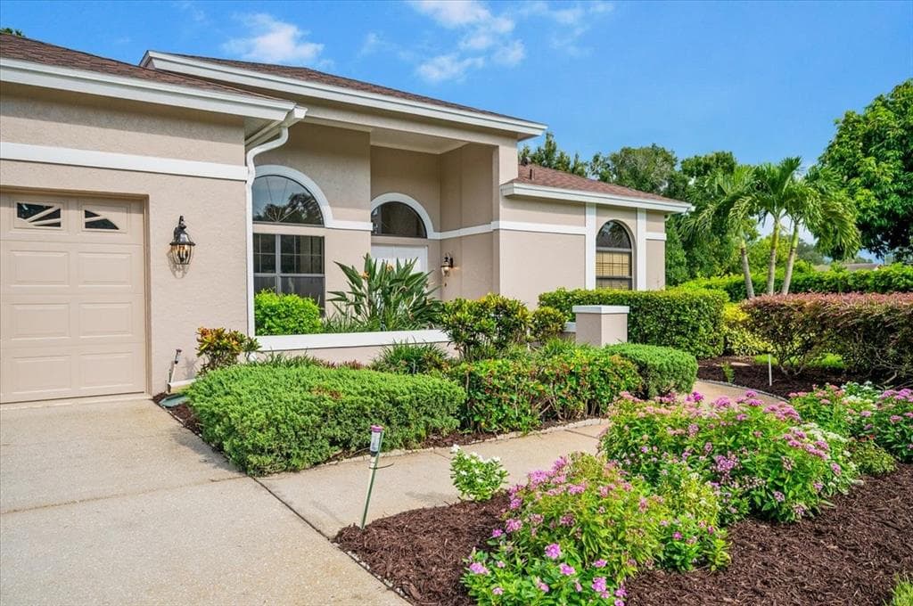 4451 CAICOS COURT photo 2