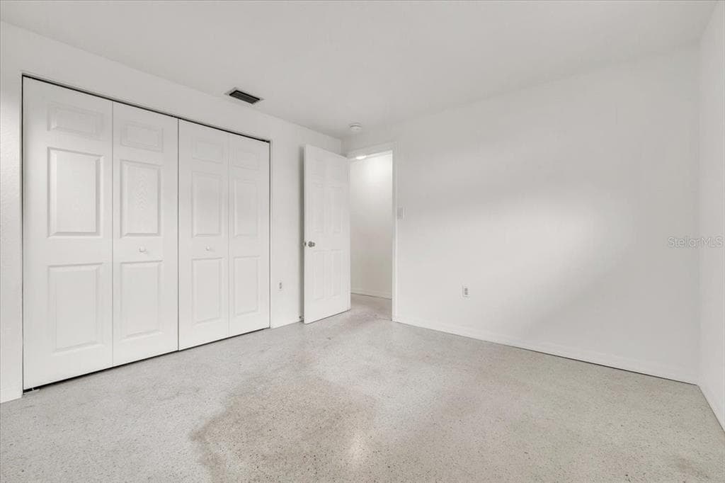 3395 PINETREE STREET photo 17