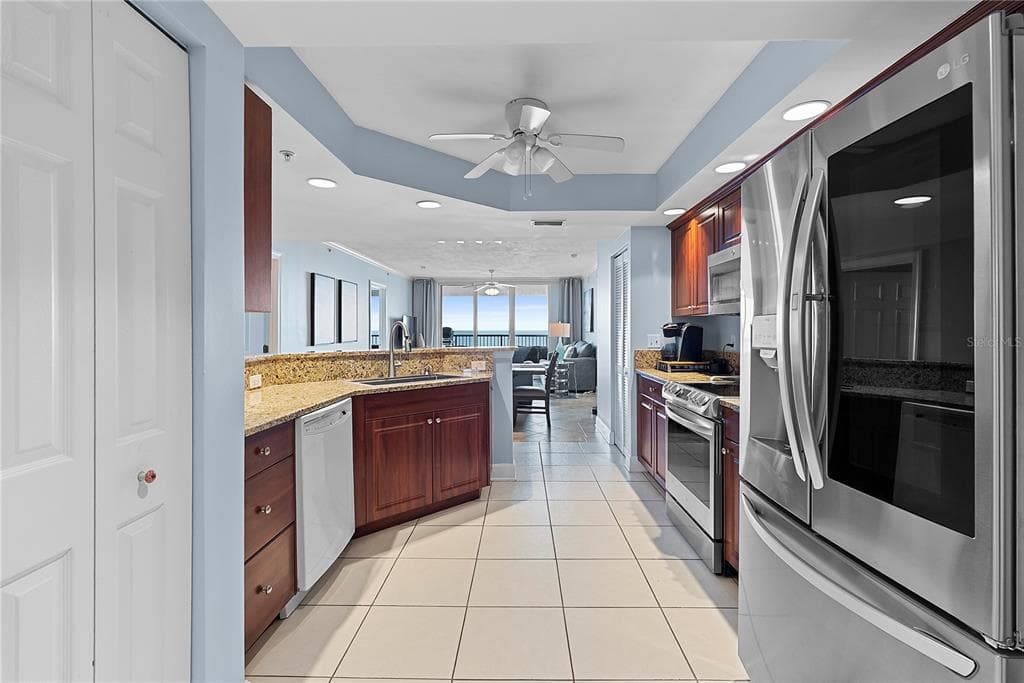 3315 S ATLANTIC AVENUE 1806 photo 7
