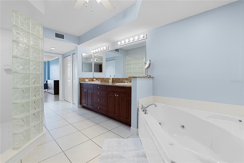 3315 S ATLANTIC AVENUE 1806 photo 25