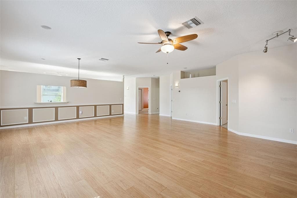 173 FLAMINGO RD photo 14