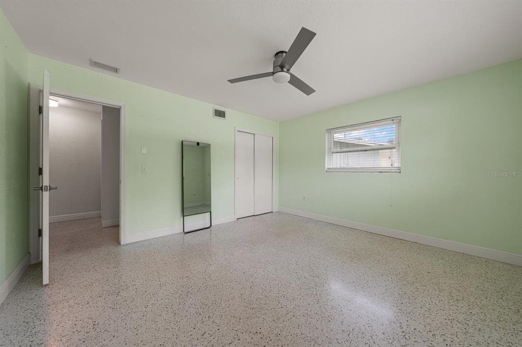 101 S NEPTUNE AVENUE photo 17