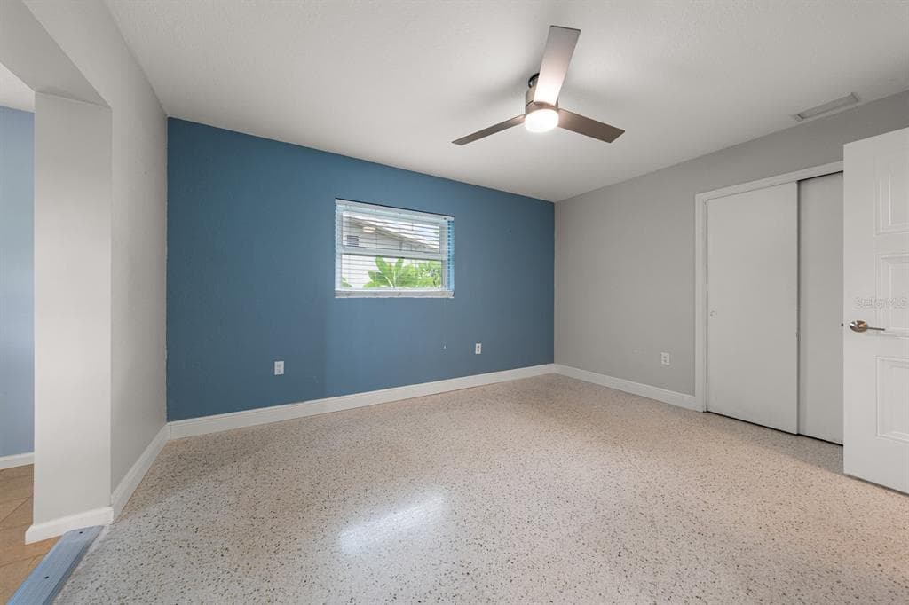 101 S NEPTUNE AVENUE photo 11