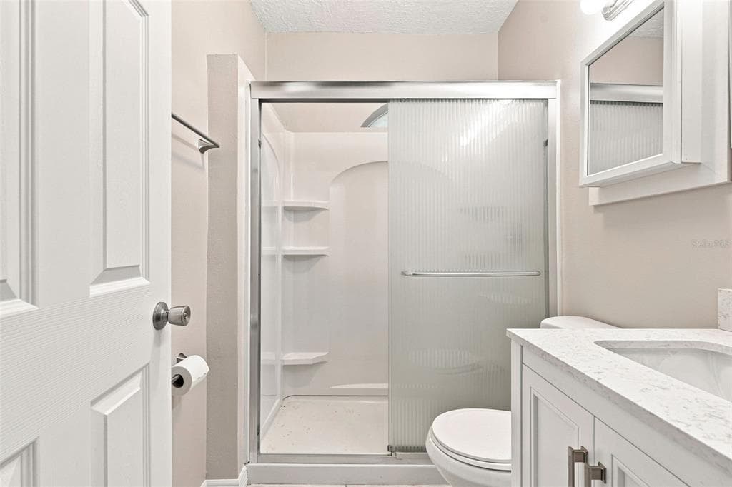 1005 ALSTON LANE photo 6