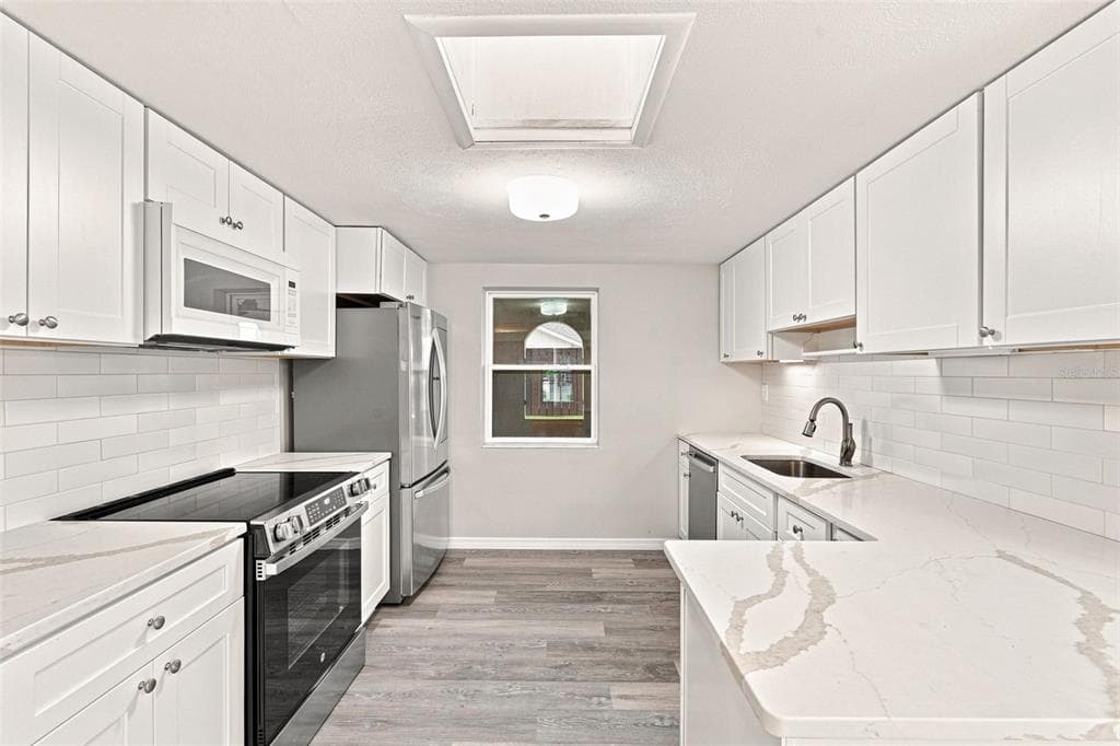 1005 ALSTON LANE photo 17