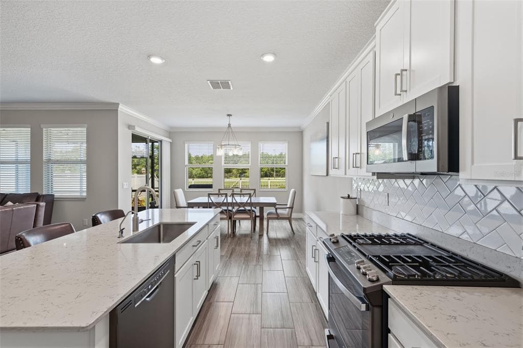 2920 GRIDIRON ISLE photo 17