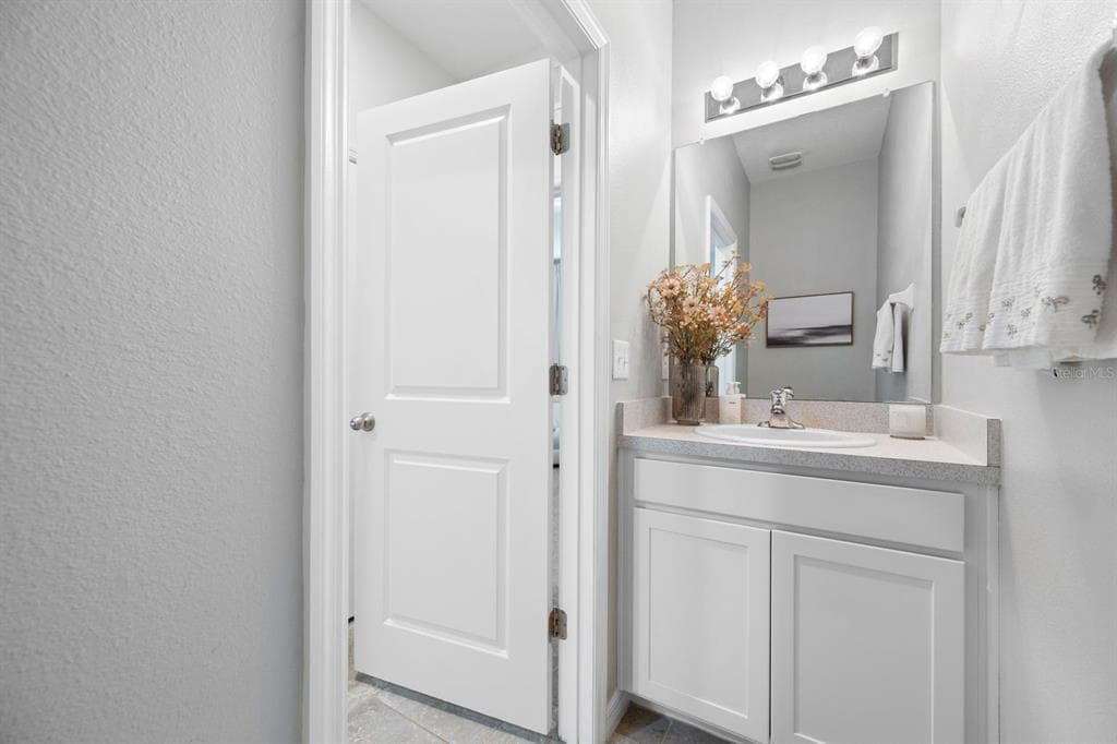 6549 DEVESTA LOOP photo 18