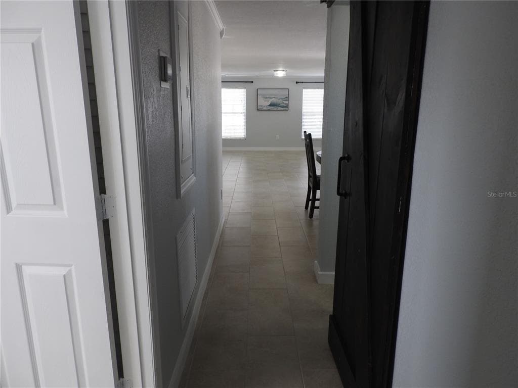 8822 ROCKY CREEK DRIVE photo 16