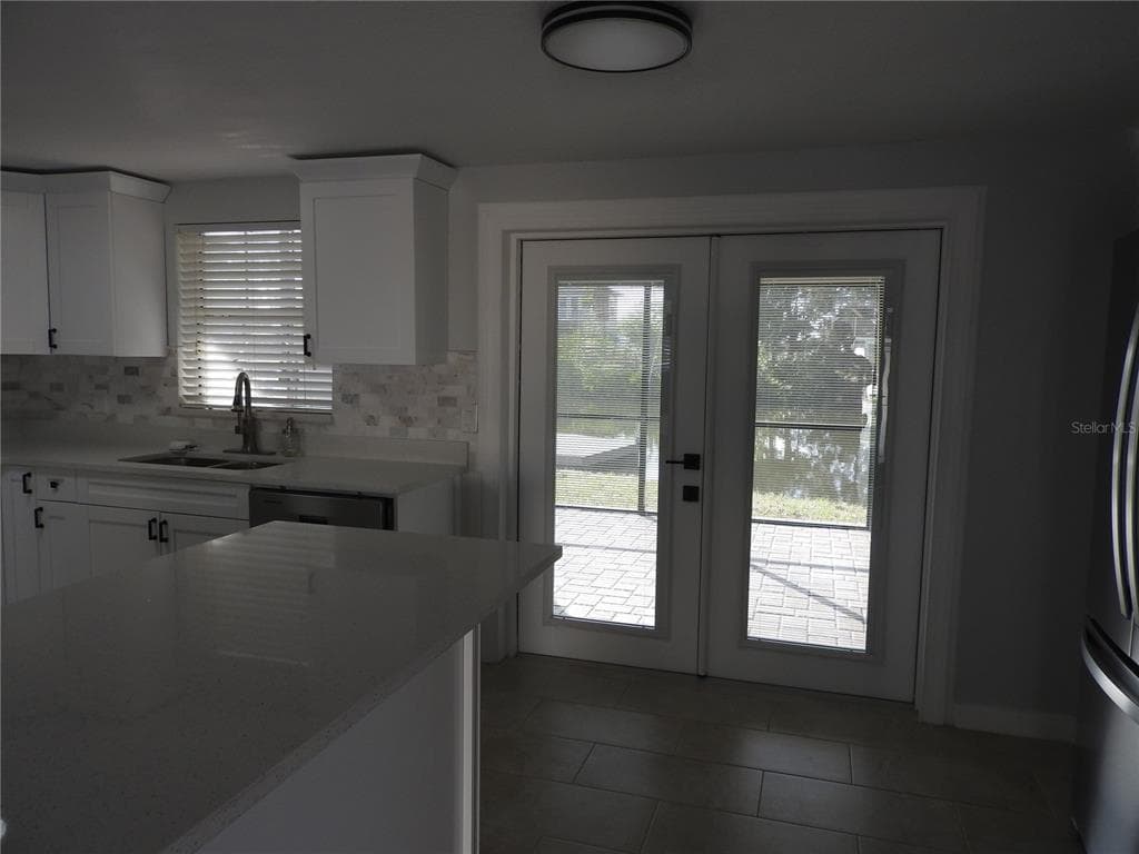8822 ROCKY CREEK DRIVE photo 12
