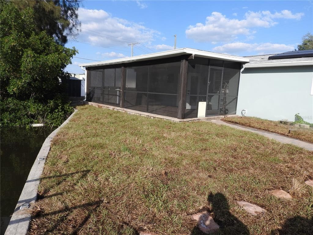 8822 ROCKY CREEK DRIVE photo 24