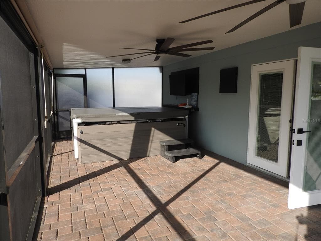8822 ROCKY CREEK DRIVE photo 18