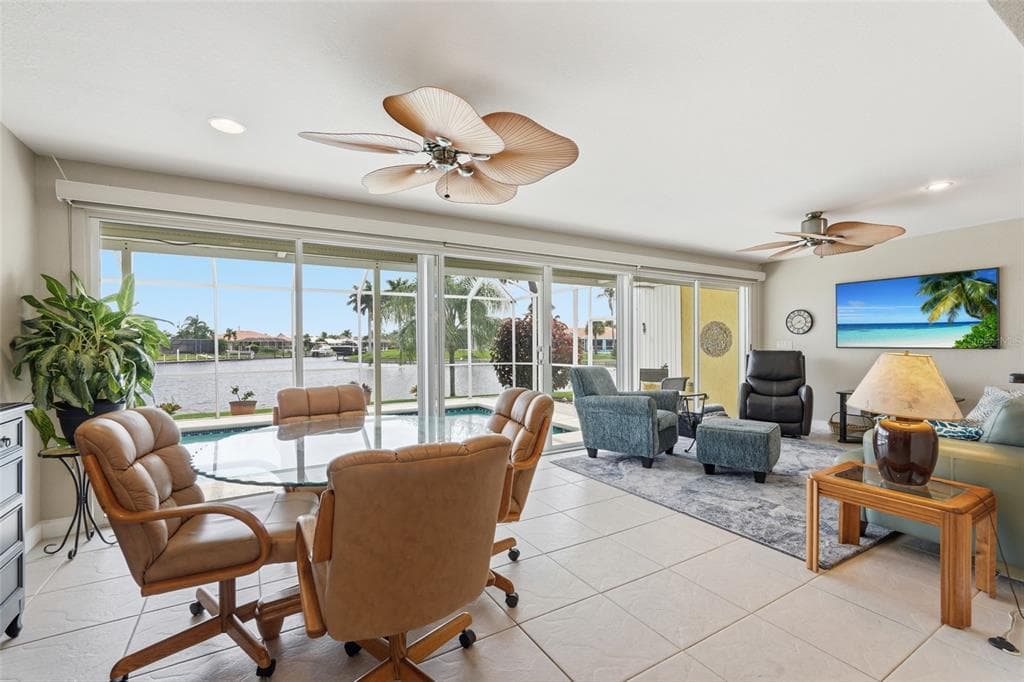 365 BELAIRE COURT photo 12