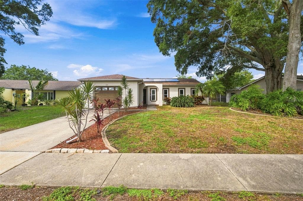 2460 BEACON GROVES BOULEVARD photo 2