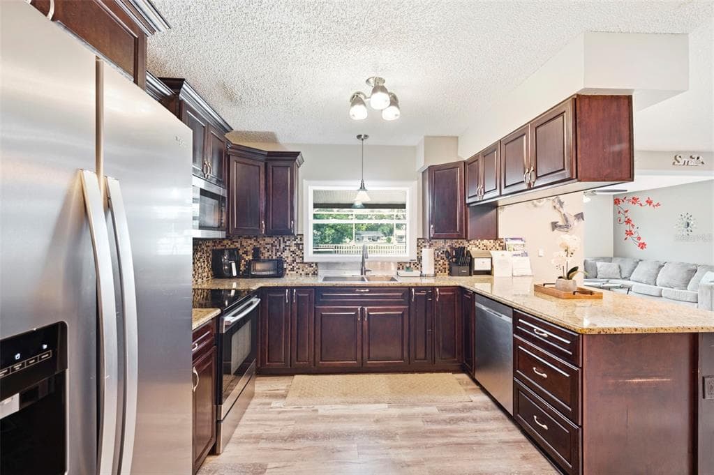 2460 BEACON GROVES BOULEVARD photo 19