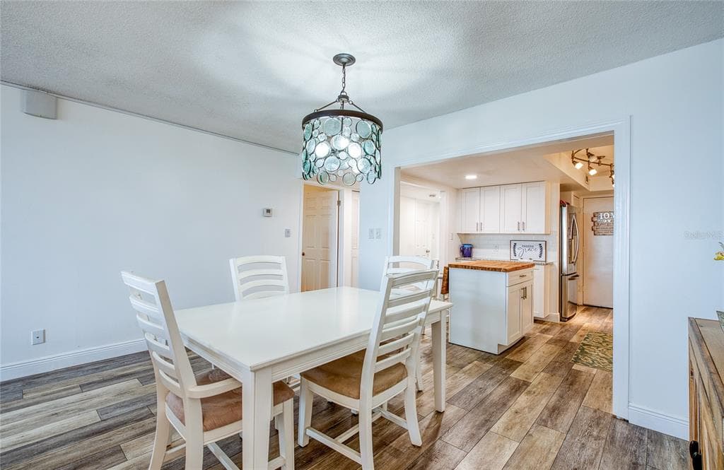 7400 SUN ISLAND DRIVE S 709 photo 15