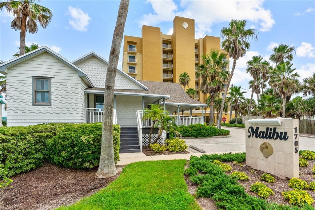 1705 S ATLANTIC AVENUE 301 photo 3