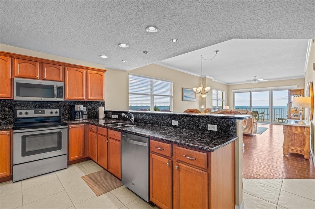 1705 S ATLANTIC AVENUE 301 photo 20