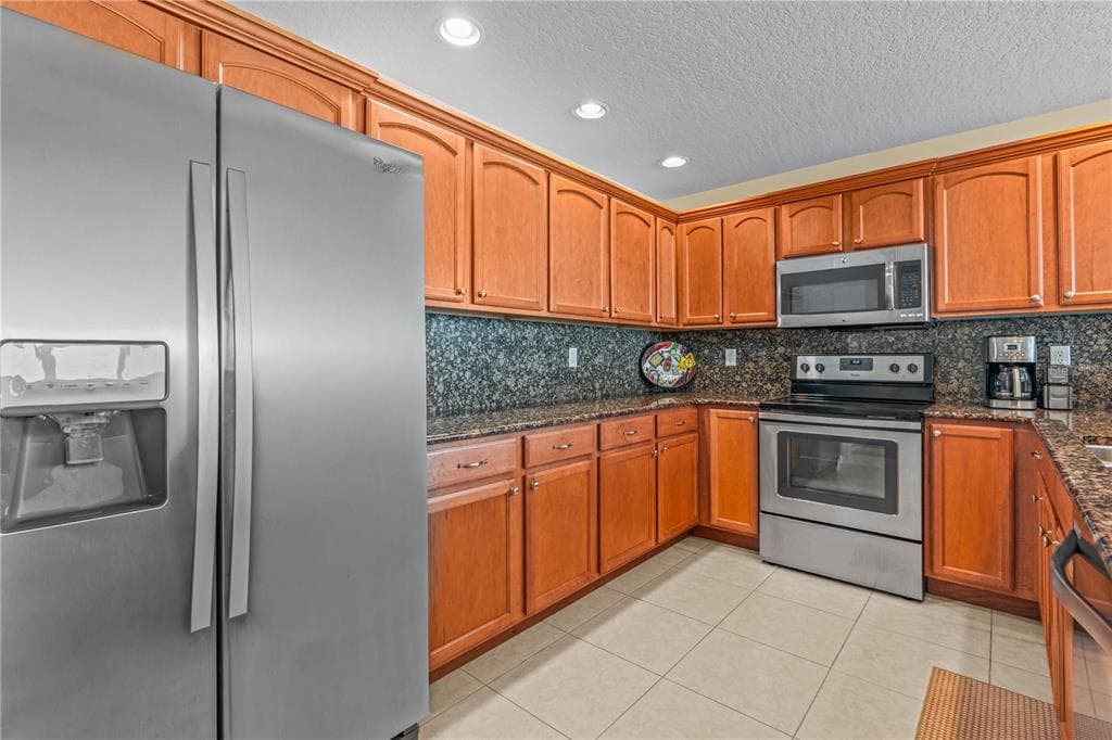 1705 S ATLANTIC AVENUE 301 photo 19