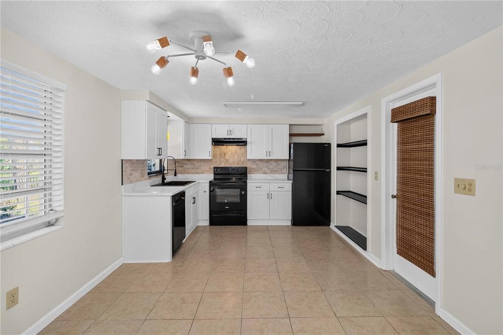 2044 PAMELA DRIVE photo 12