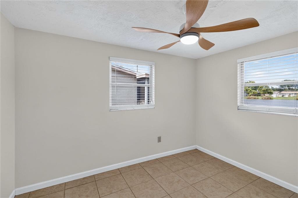 2044 PAMELA DRIVE photo 20