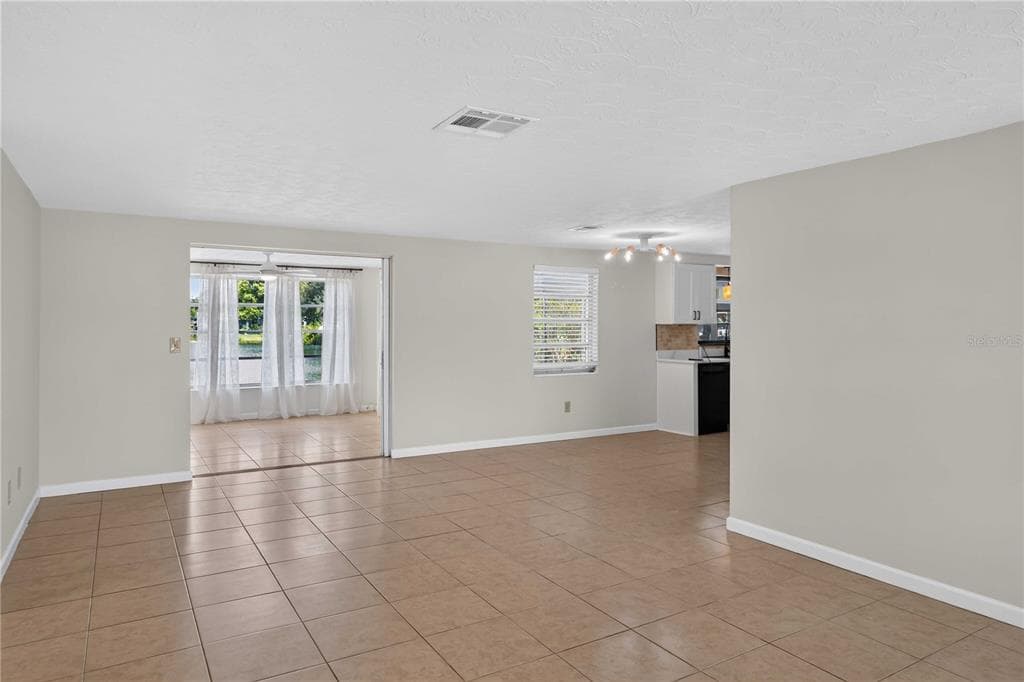 2044 PAMELA DRIVE photo 9