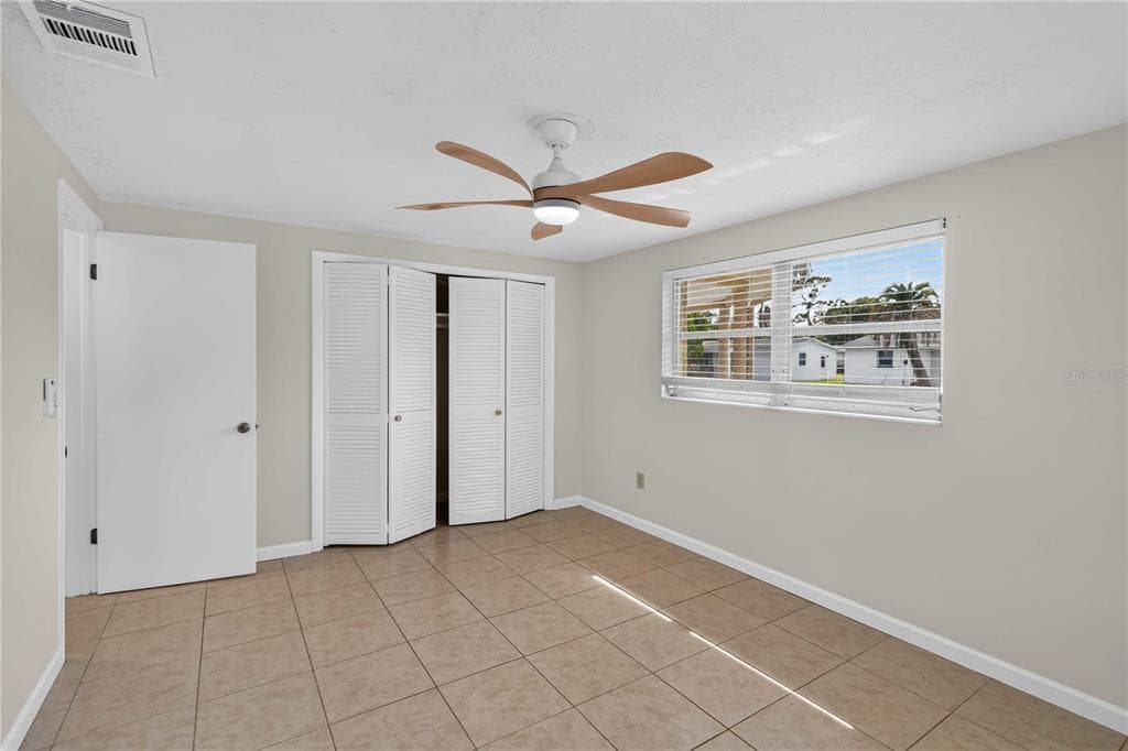2044 PAMELA DRIVE photo 19