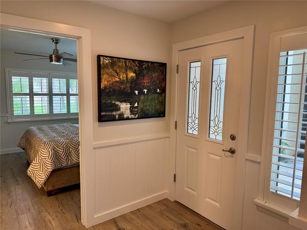 1637 SE PARADISE CIRCLE 205 photo 3