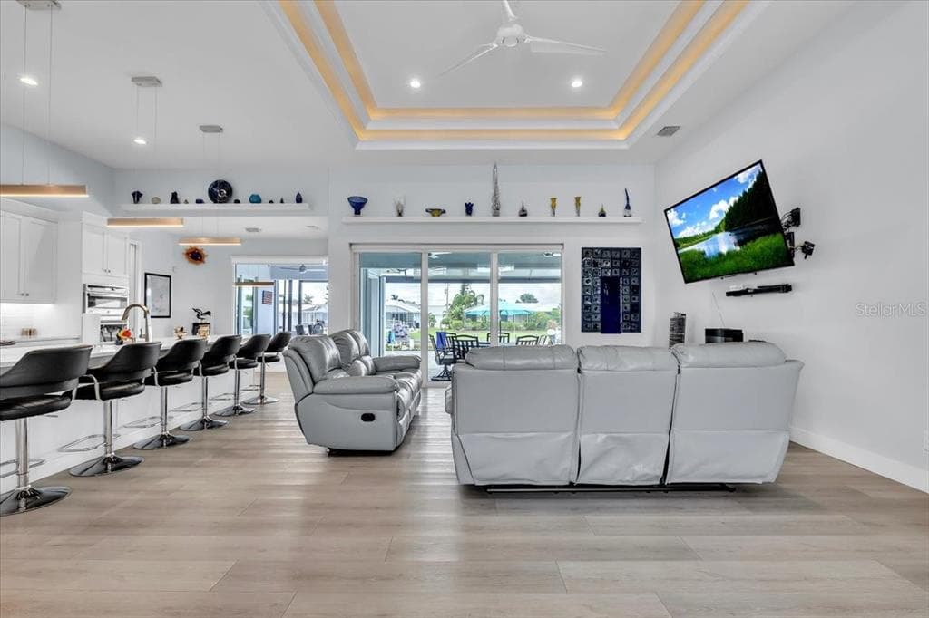 630 CORONADO DRIVE photo 6