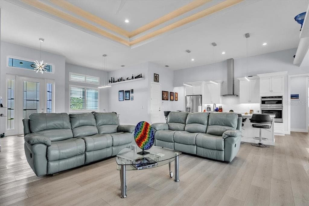 630 CORONADO DRIVE photo 4
