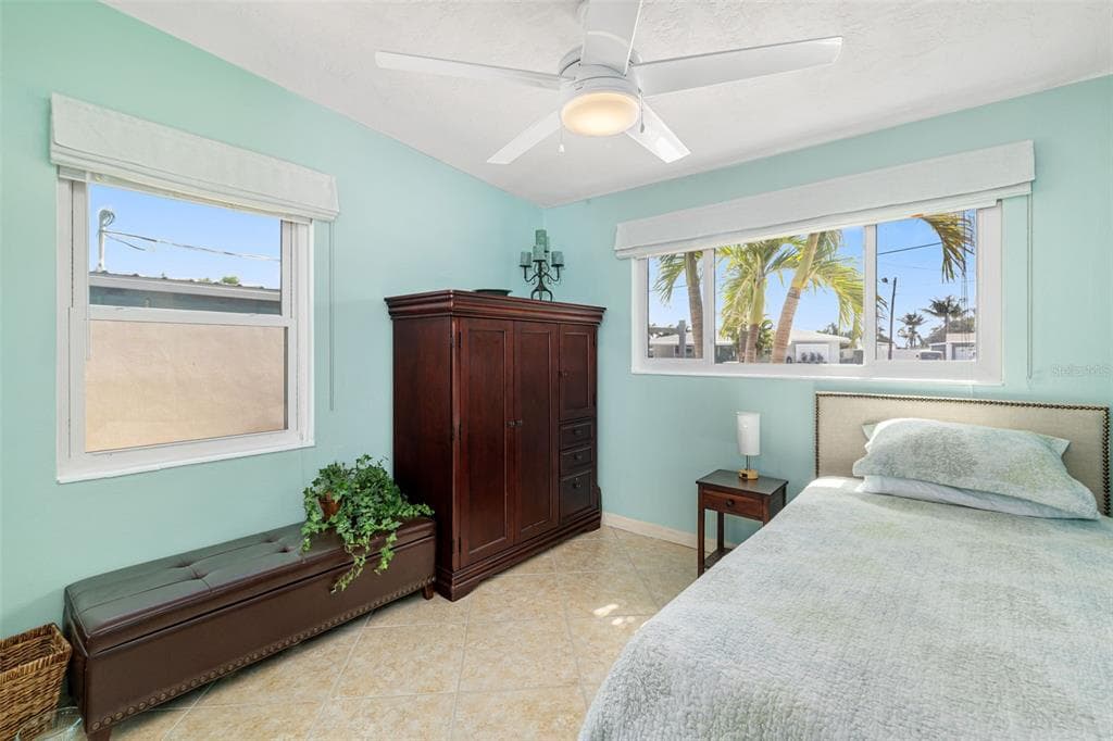 302 BRYN MAWR ISLAND photo 25