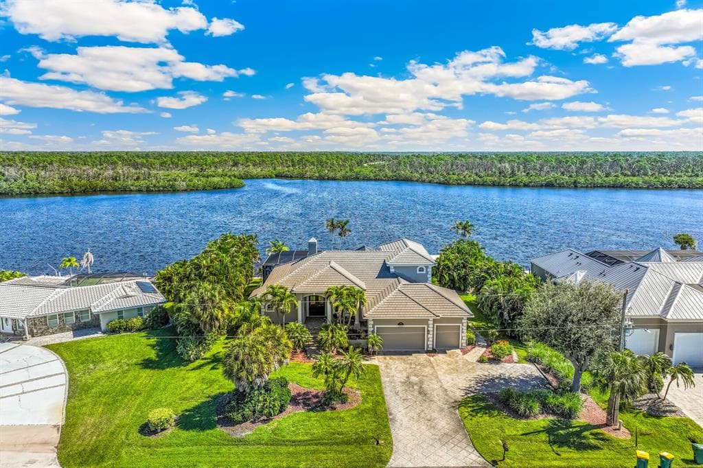 390 CORAL CREEK DRIVE photo 5