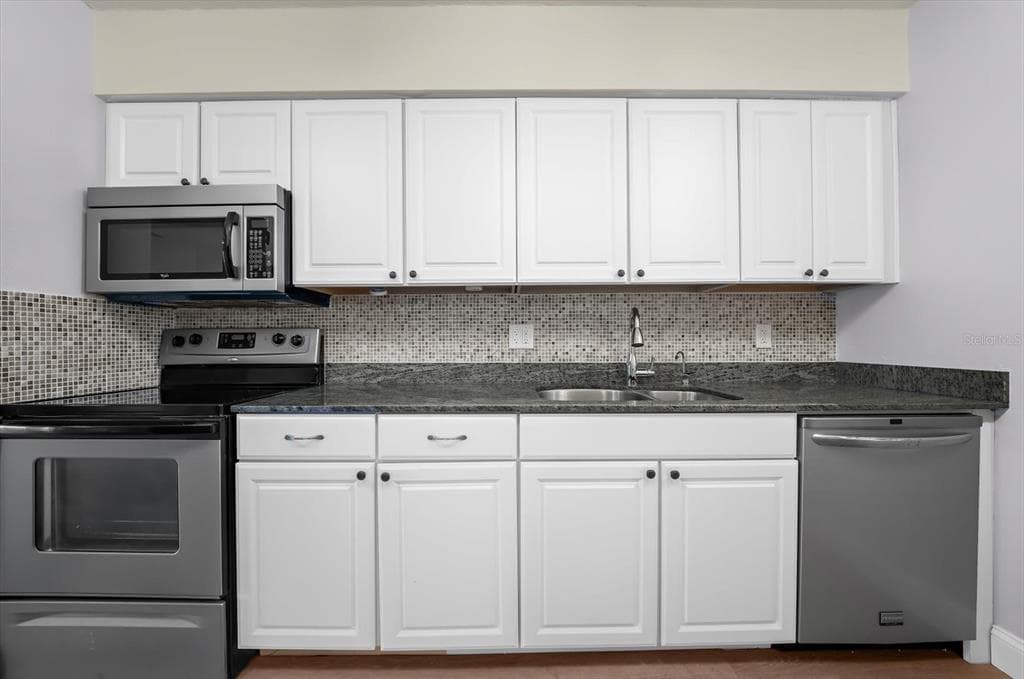 868 BAYWAY BOULEVARD 307 photo 7