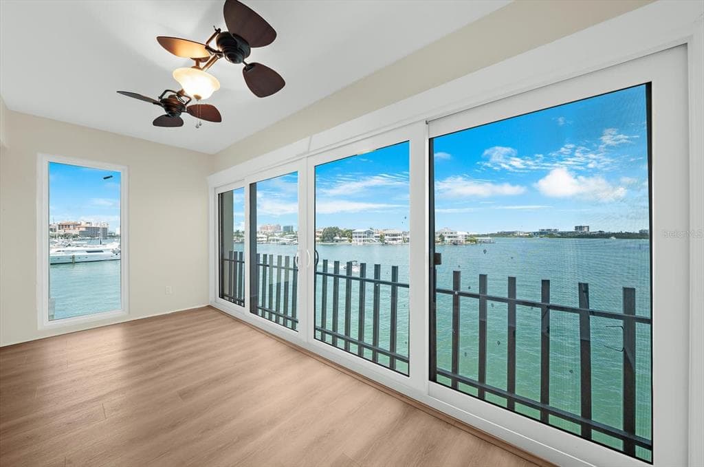 868 BAYWAY BOULEVARD 307 photo 1