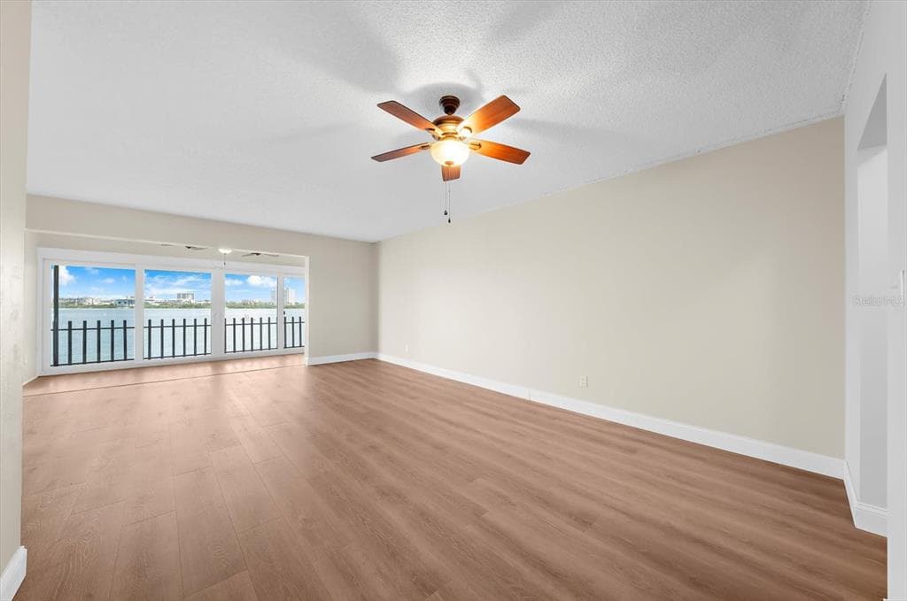 868 BAYWAY BOULEVARD 307 photo 5