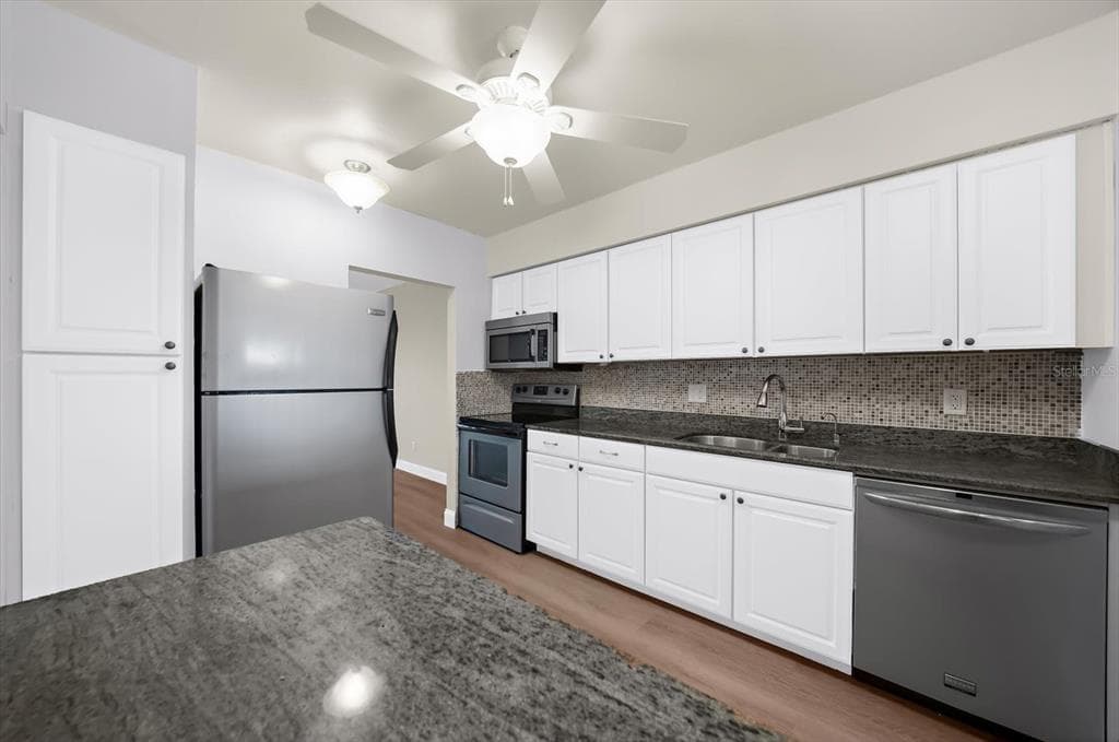 868 BAYWAY BOULEVARD 307 photo 8