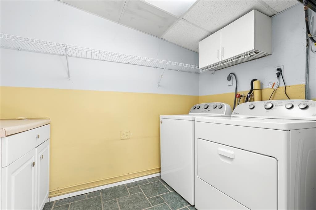 1435 WEGMANN DRIVE photo 23