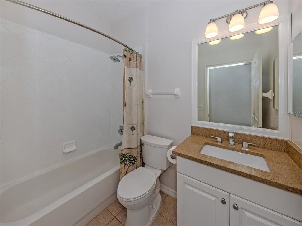 129 TREVISO COURT photo 22