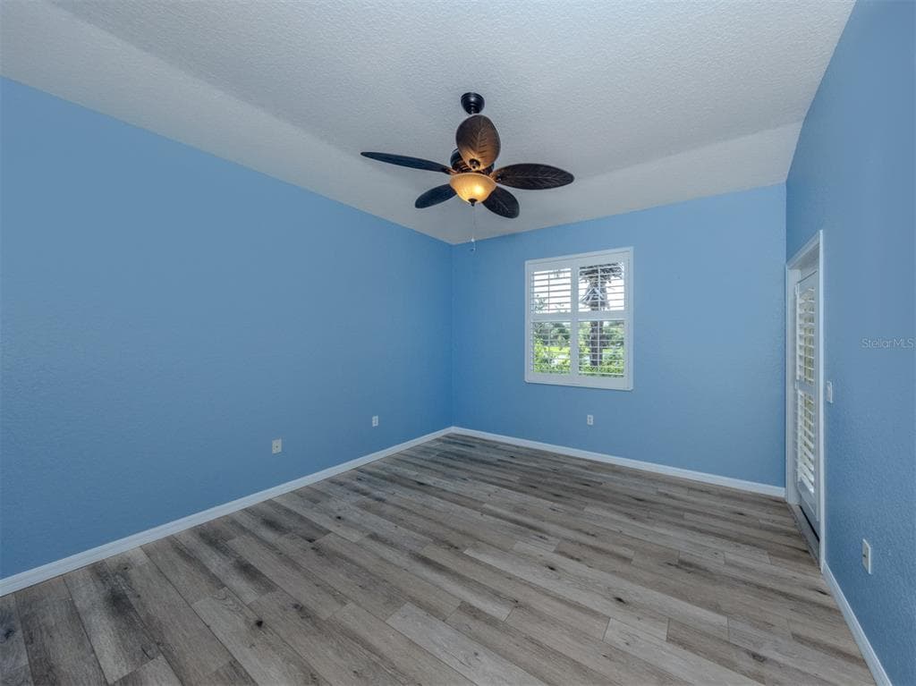 129 TREVISO COURT photo 18