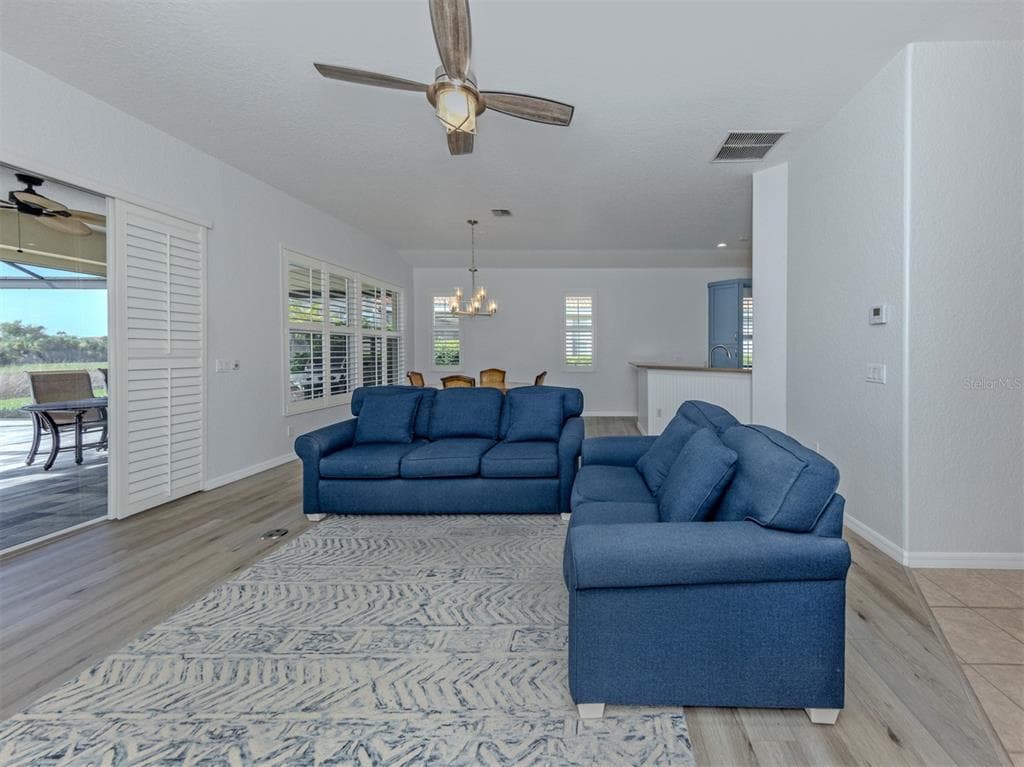 129 TREVISO COURT photo 15
