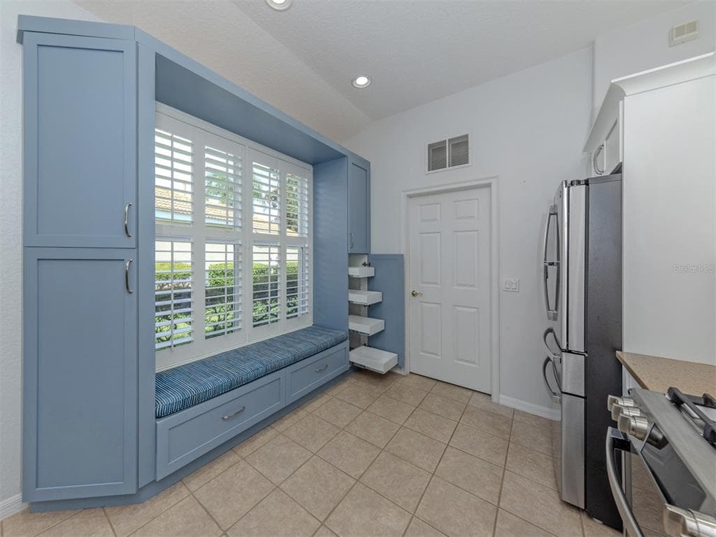 129 TREVISO COURT photo 11