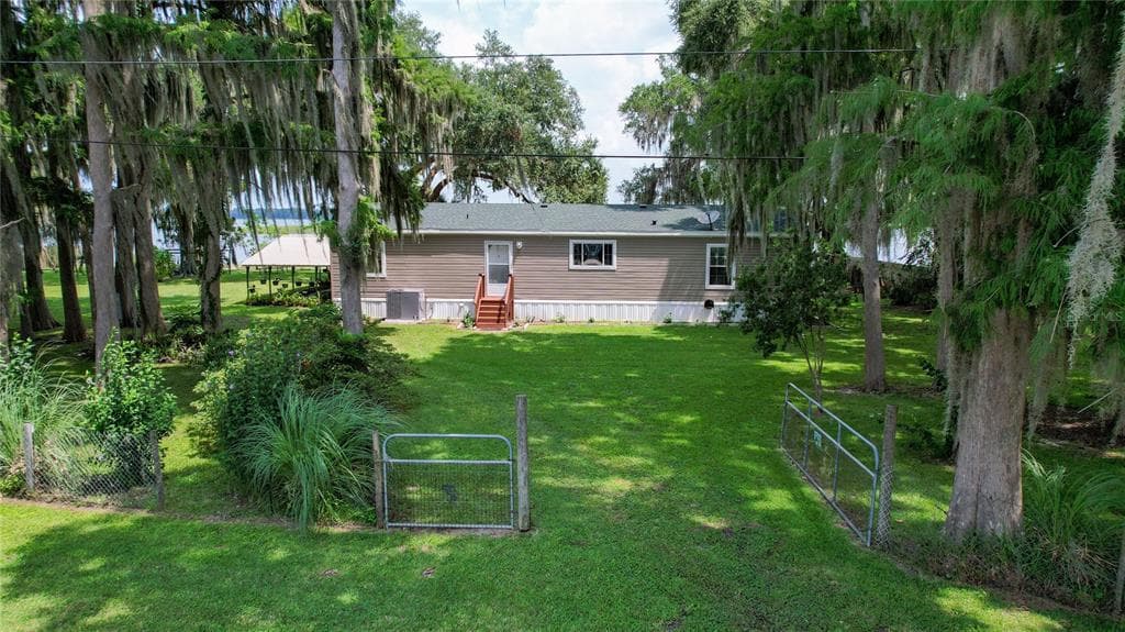9065 W LAKEVIEW COURT photo 24