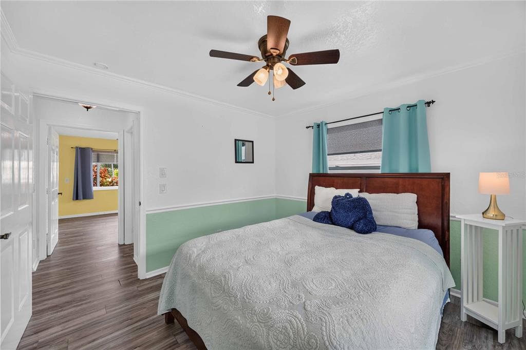 310 STRASBURG DRIVE photo 17