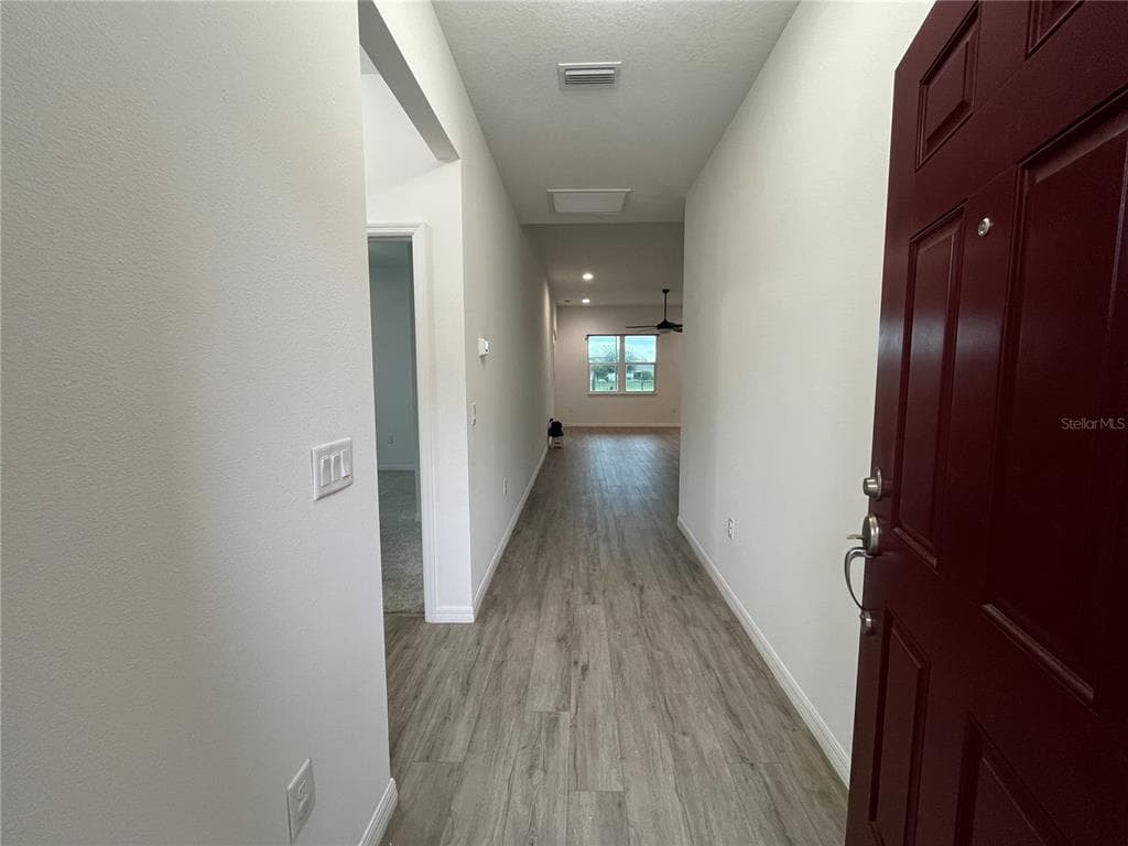 13554 MARILYN COURT photo 3